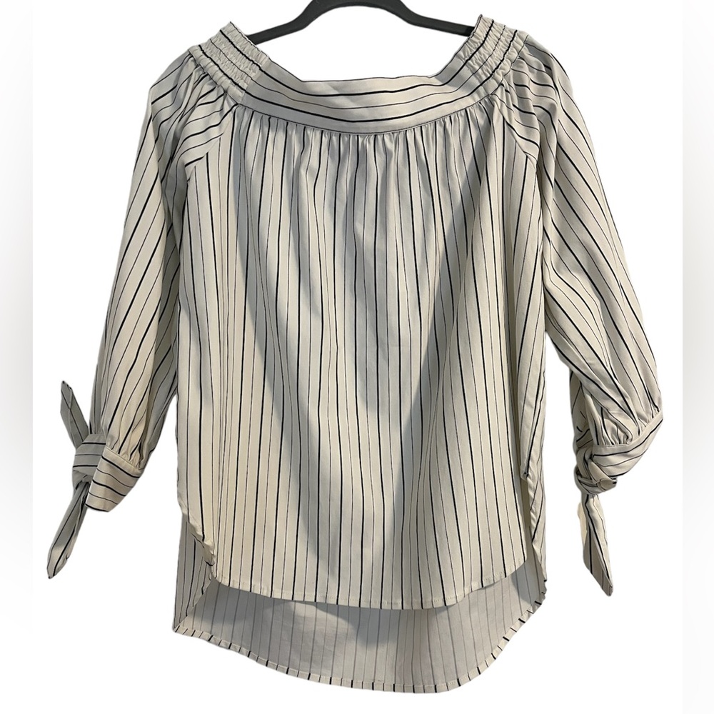 BLAQUE LABEL - NWT Top Sz XS